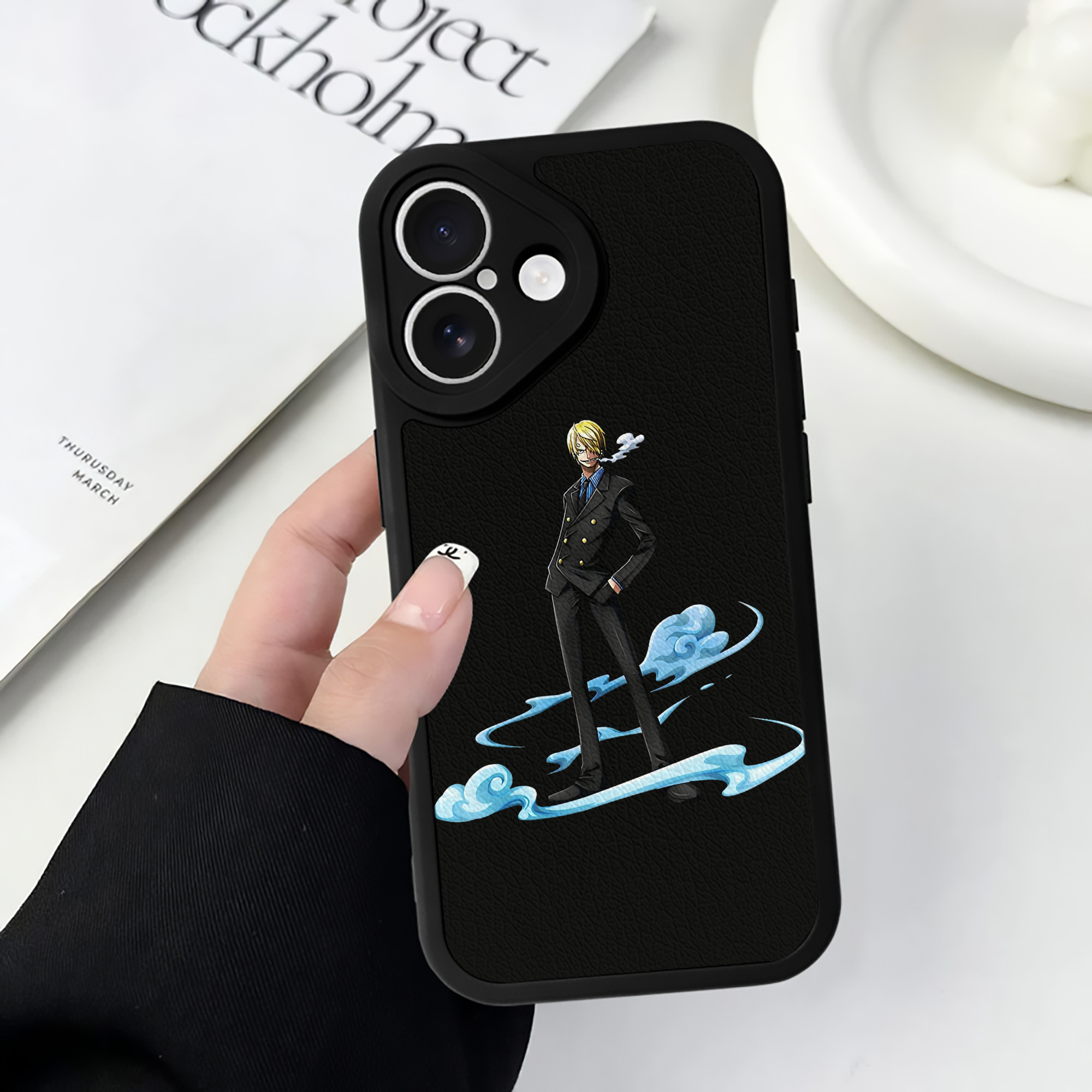 （画像用） ワンピース サンジ ONE PIECE Sanji 【iPhone 16シリーズ対応】シリコンスマホケース（レザー調） 材質：シリコン